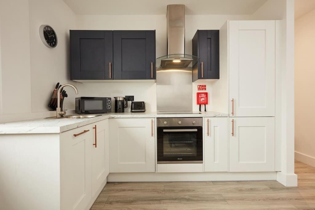 Pottergate Views Apartment Норуич Екстериор снимка